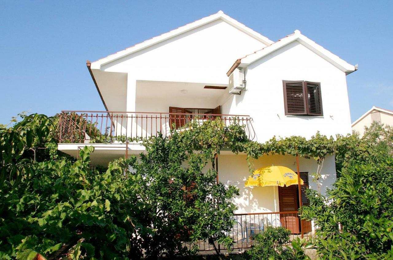 Mirja - 100m From The & Parking Trogir